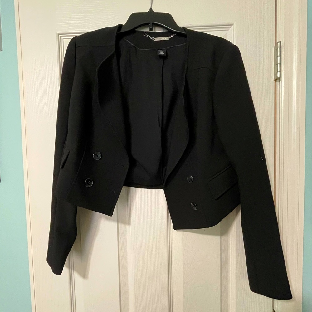 Like New White House Black Market Cropped Jacket.
